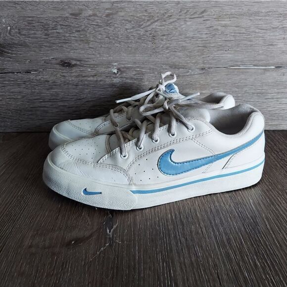 Vintage Nike Sneakers White & Blue Size 5.5Y - Picture 4 of 9